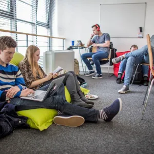 Fajn tě dostane na Unicorn University!
